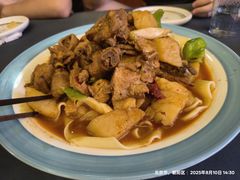 -伊带伊路新疆美食府(呼家楼店)