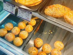 -白玉兰食品(中山公园龙之梦店)