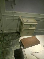 -静博士养生美容连锁