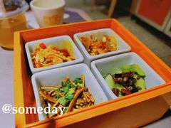 -吃城都·鱼蛙火锅(西玉龙街店)