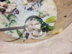 -云中鱼蒸汽石锅鱼(川沙百联店)