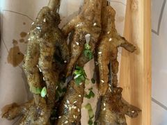 -巴厘龙虾·榜首油焖大虾(音乐学院·沿江酒馆店)