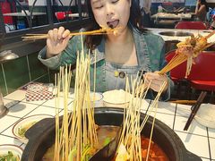 -九街淑芬掌中宝串串公司(内街文化创意园店)