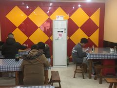 大堂-潘国仙耳光馄饨(黄家阙路店)