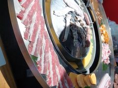 -哈哈碳都·牛肋条无限自助烤肉(宝龙店)
