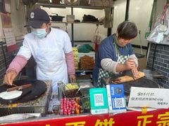 -正宗杂粮煎饼香软鸡蛋饼