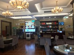 大堂-邱羊子烤全羊羊肉馆(中优·观澜店)