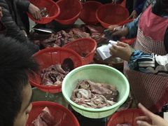 -标记美食新鲜猪杂(兴南大道店)