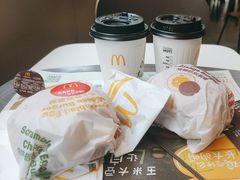 -麦当劳(中唱大厦店)