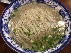 白汤底-同得兴面馆.苏式面.三虾面(园区店)