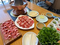 -额尔敦传统涮.冰煮羊火锅(乌兰察布体育场店)