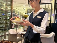 -广州万富希尔顿酒店-感趣自助餐厅·生蚝海鲜刺身