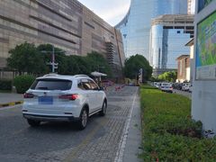 -久光百货-地下停车场