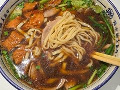 -镇南锅盖面馆(解放路店)