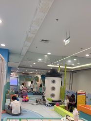 -孩子王童乐园(唐山万达广场店)