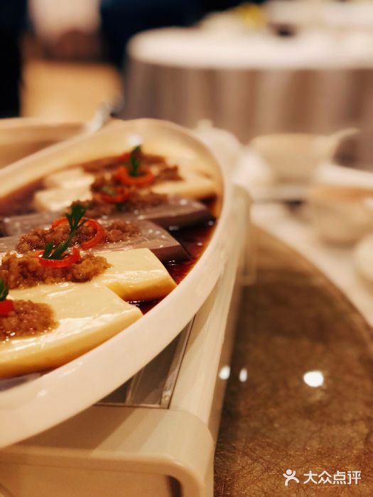 炳胜公馆(珠江新城店)肉松蒸三色豆腐图片