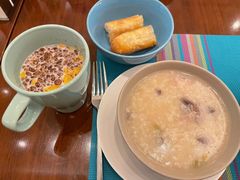 -月色西餐厅·海鲜刺身·烧烤(科学城保利郡雅酒店)