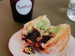 樱桃开心果甜甜圈-TonTon(永康路店)