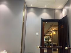 -高玛纳驴肉火烧(一世界店)
