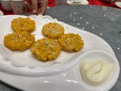 -侬佳蒸菜馆(听潮店)