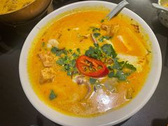 -大头虾越式风味餐厅(光明广场店)