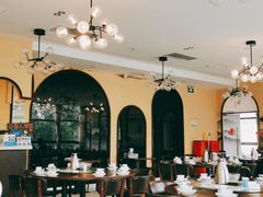 大堂-山里人湘菜·山茶油炒土鸡(嘉邻中心店)