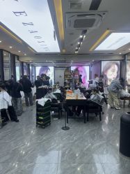 -藤野造型烫染·漂发