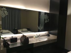 -思妍丽美容