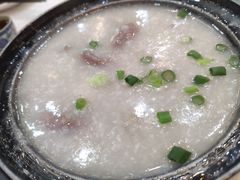 窝蛋牛肉粥-御膳粥·牛乳粥底火锅·地道顺德菜(容桂店)