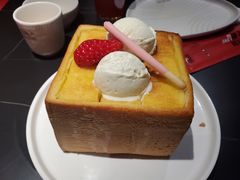 面包诱惑-辣尚瘾·烤鱼·新川菜(交大直营店)