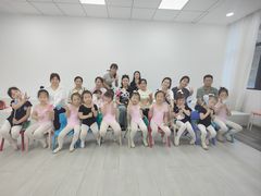 -西安小天鹅艺术团(金花路校区)