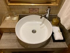 -宁波杭州湾海底温泉