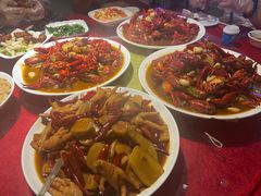 -潜江油焖大虾·小龙虾10年老店(清泉路店)