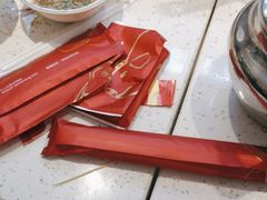 -三人行骨头王火锅(长寿店)