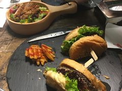 -HIGH FIVE哈福手工汉堡(桂林路店)