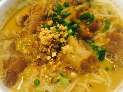 -新大咀港式茶餐厅(宝山万达店)