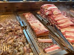-黑金·寻焰自助百汇·烤肉·火锅(中街店)