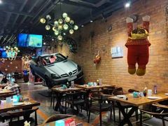 大堂-1886德国汽车餐厅(外滩十六铺码头店)