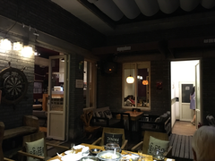 大堂-苹果树下艺术餐厅(宋庄店)