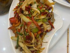 -覃记海鲜美食餐厅