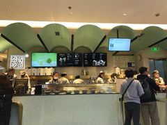 -奈雪的茶(亨特国际广场店)