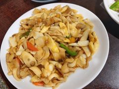 -金卯白肉罩火烧