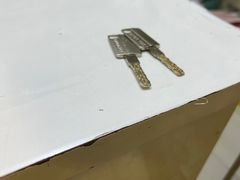 -开锁配汽车钥匙