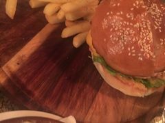 -羽深肉铺 Steak & Wine