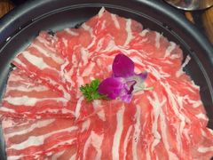 -老牌坊云南鱼豆花火锅(哈西万达店)