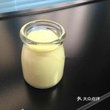 如丝般顺滑的简易版牛奶布丁