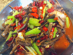 -独一佳老胡湘菜馆(矿山路店)