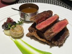 澳洲谷饲肉眼牛排-翡翠鸟精品泰国菜(北辰财富中心店)