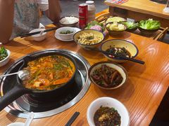 -黔三一夺夺粉酸汤火锅(百信店)