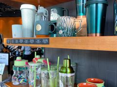 -星巴克(西安曲江银泰店)